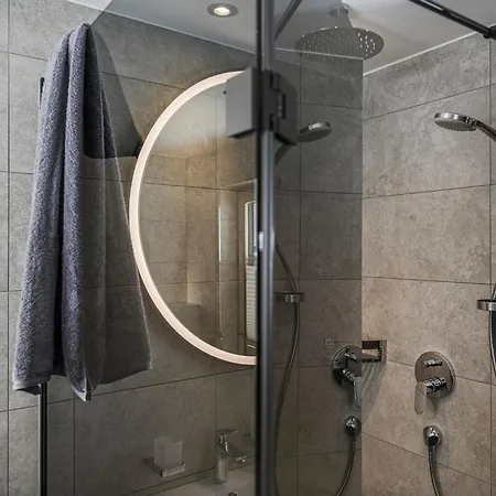 Evelyn Apartmán Tux